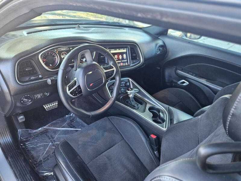 Dodge Challenger SXT Plus 2018