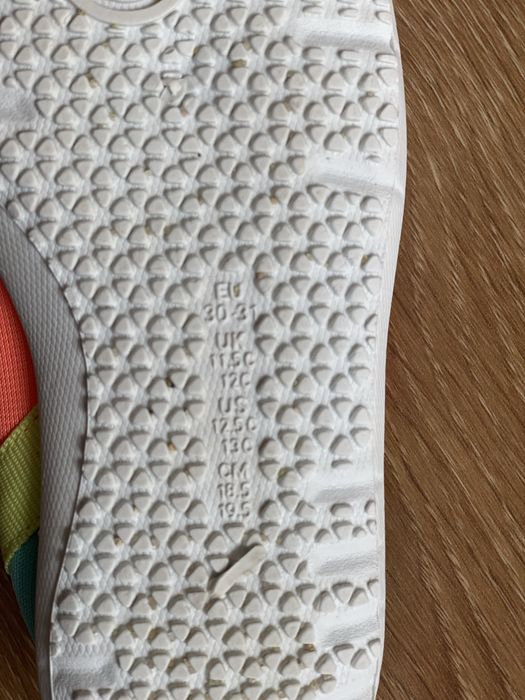 Sapatos de água em neoprene (como novos)