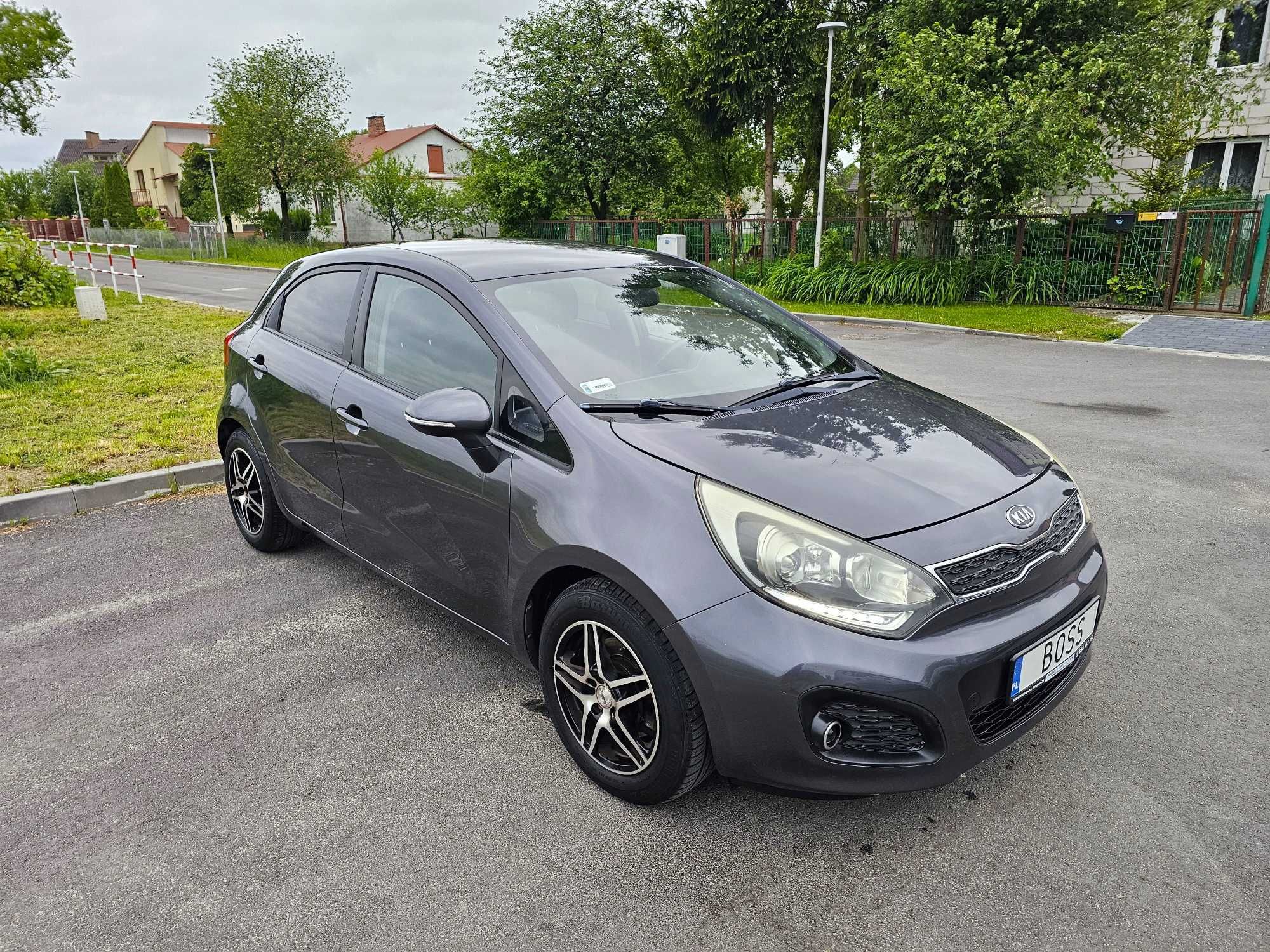 KIA RIO 1,2 Benzyna 85KM 2012r Klima, Bluetooth, Ledy, Niski Przebieg