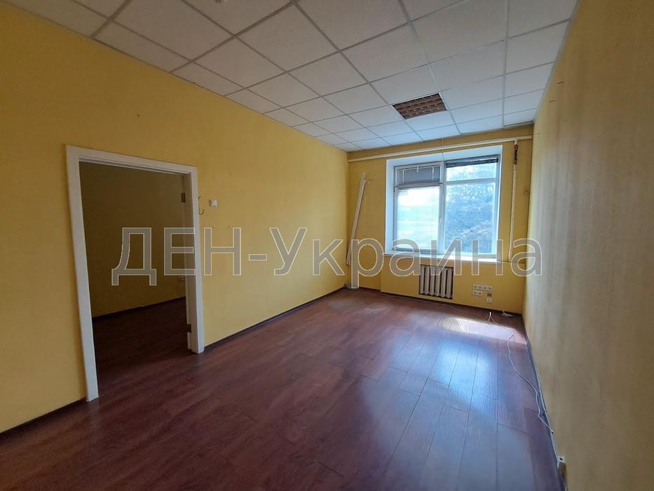 Оренда офісу 30 кв.м., Поділ, метро Тараса Шевченка Без комісії