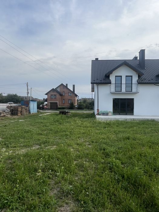 Котедж, будинок, дуплекс