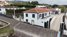 Moradia T4 nas Cinco Ribeiras-Iha terceira