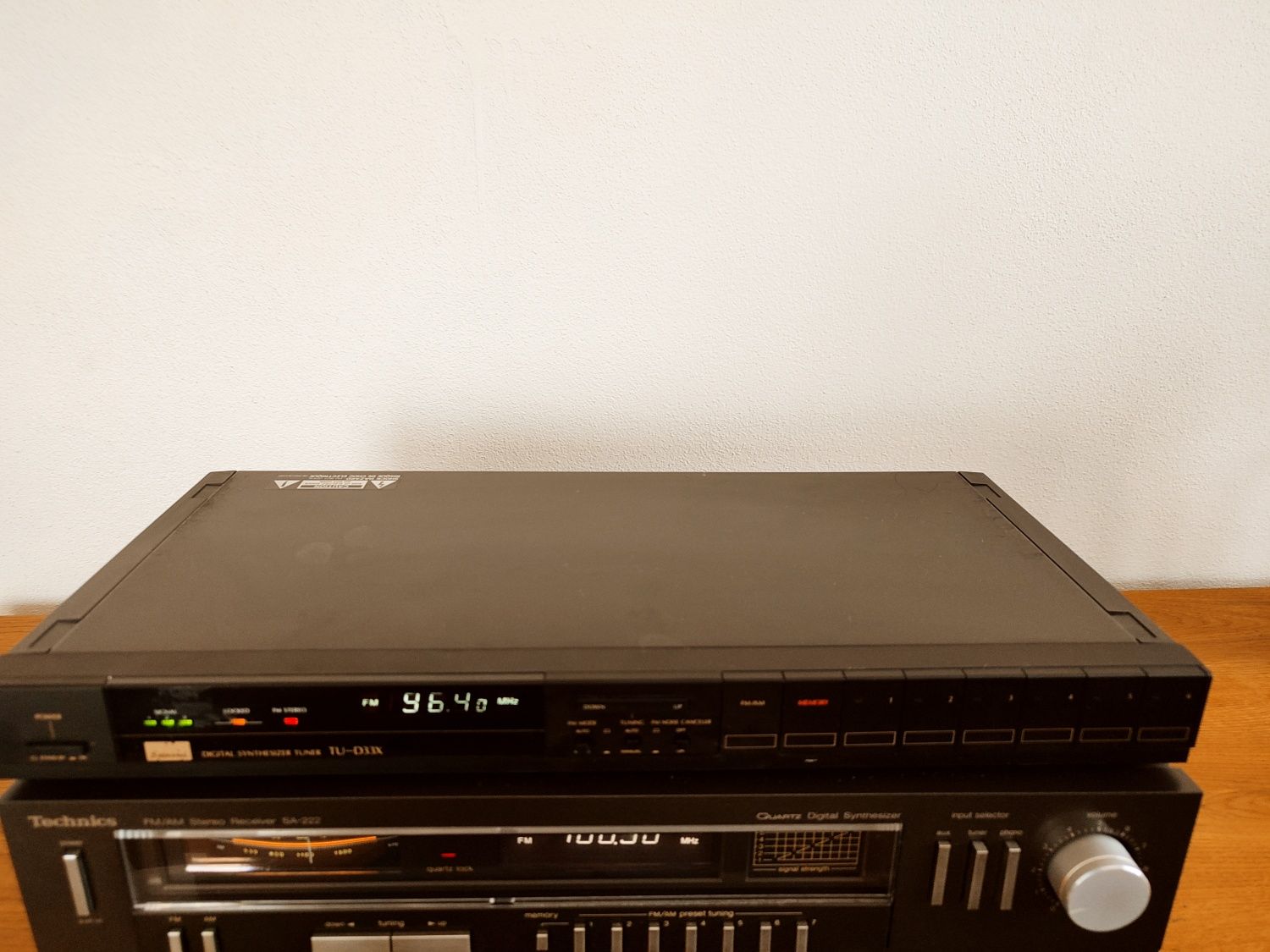 WYPRZEDAŻ! Tuner radiowy Sansui tu D 33x