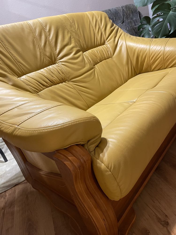 Sofa skórzana żółta