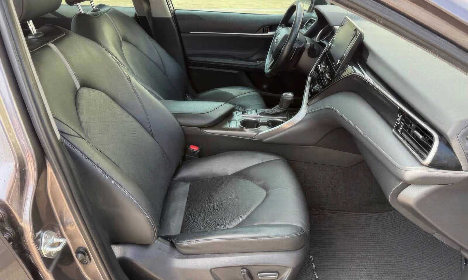2021 Toyota Camry Hybrid XSE