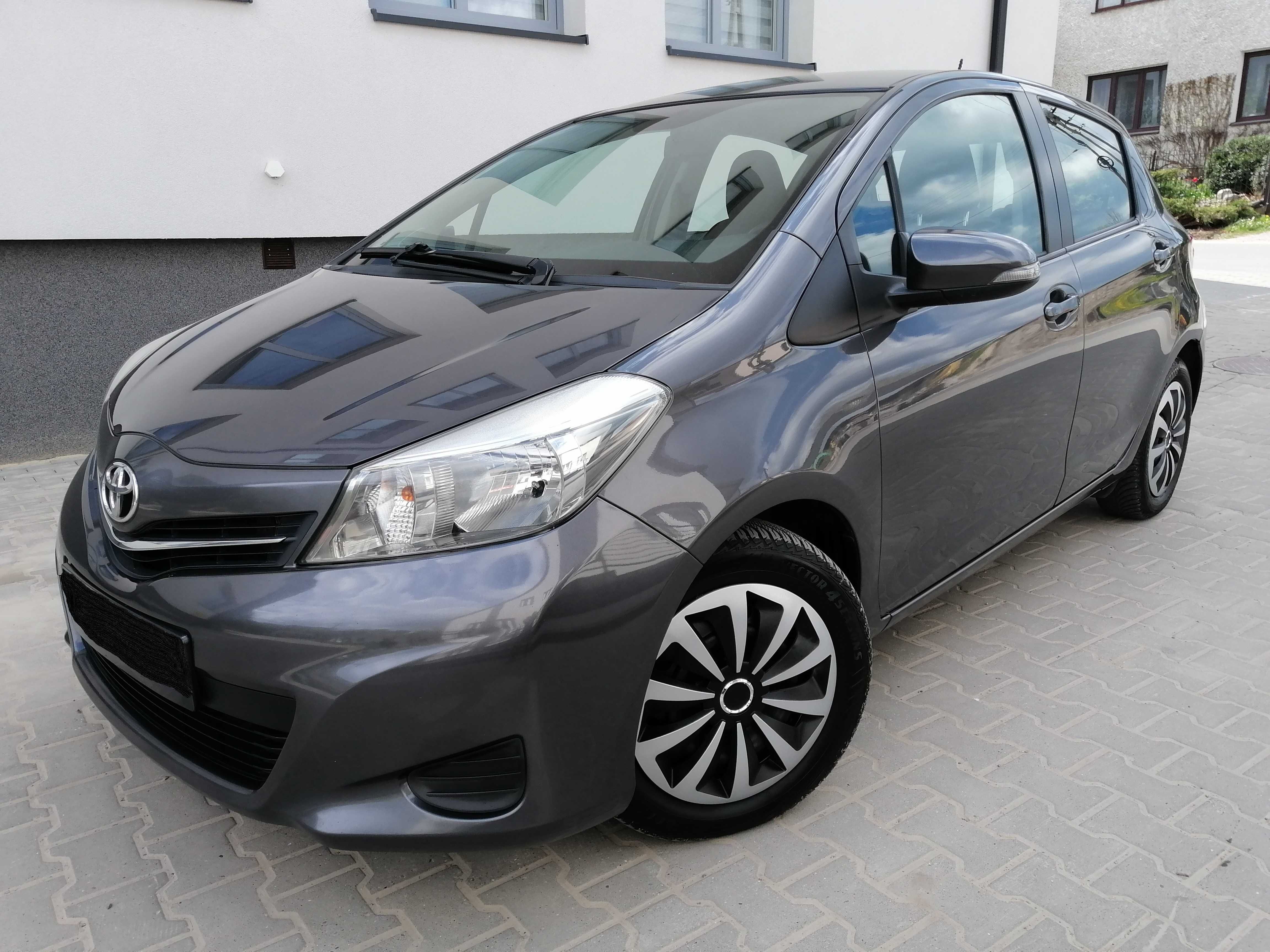 Toyota YARIS 1.4 D4D KLIMA/NAVI/Kamera Cofania