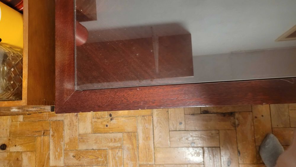 Mesa baixa de sala