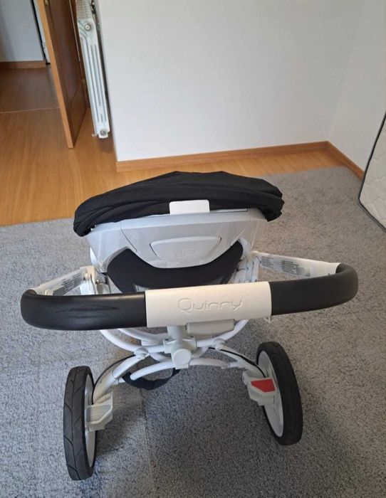 Carro Bebé Quinny Mood + Cadeira auto cybex Anton M