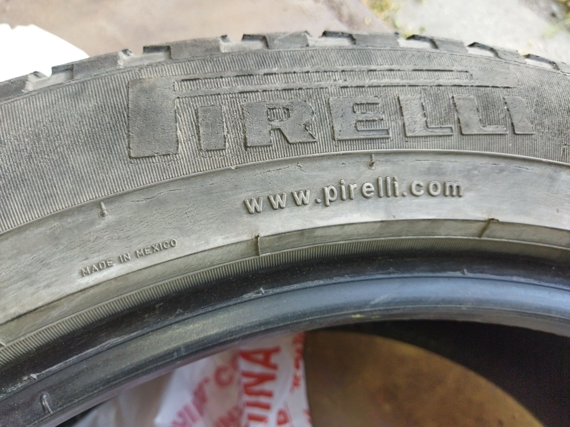 Продам шини Pirelli Scorpion 245/50 R20 всесезон