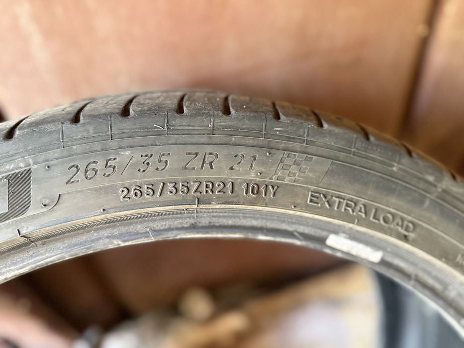 265/35 R 21 295/30 резина по одній всесезон