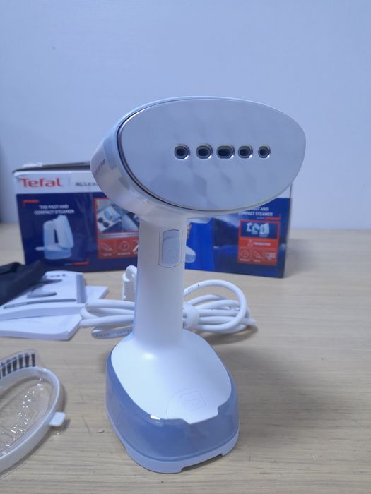 Відпарювач Tefal Access Steam Pocket DT3041E1
