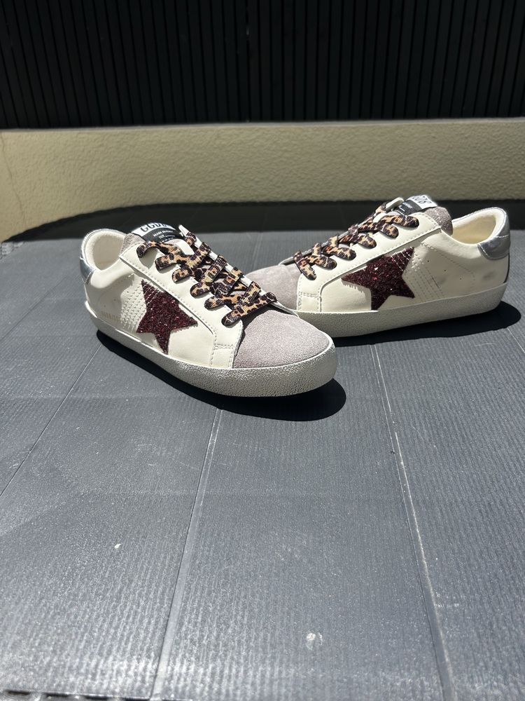 Golden Goose-Super-Star with burgundy glitter star and silver heel tab