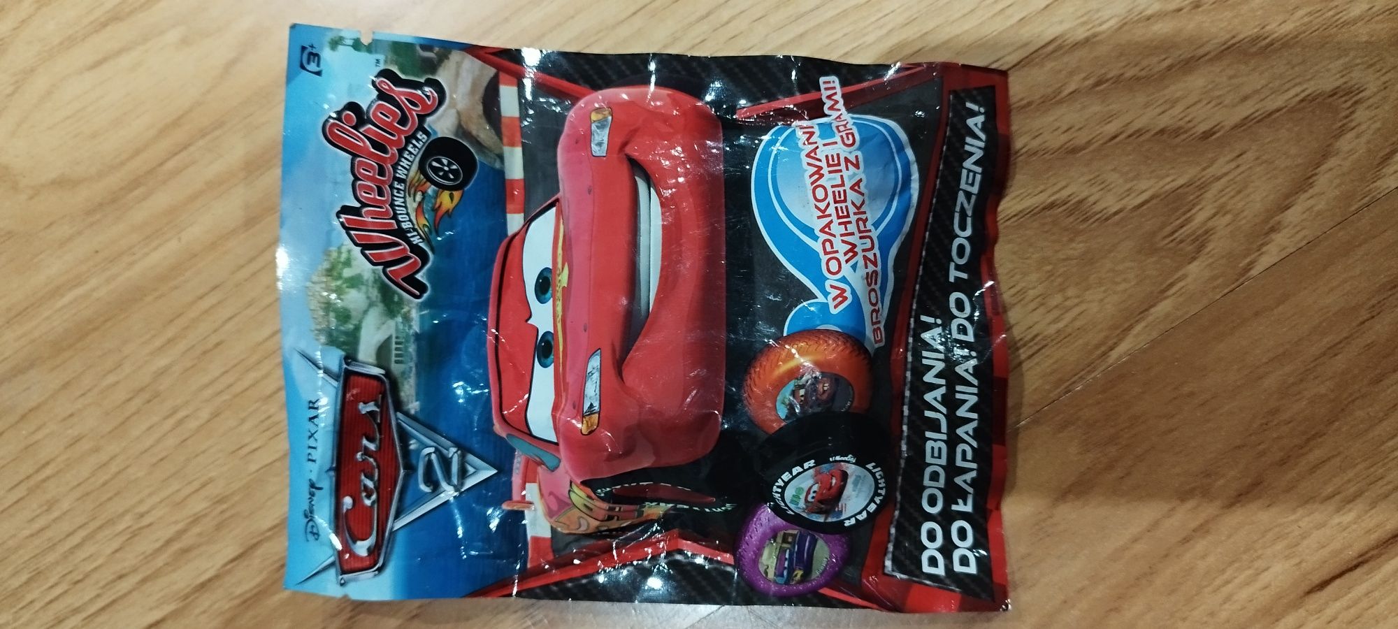 Cars 2 zabawka wheelie. Do łapania do odbijania do toczenia