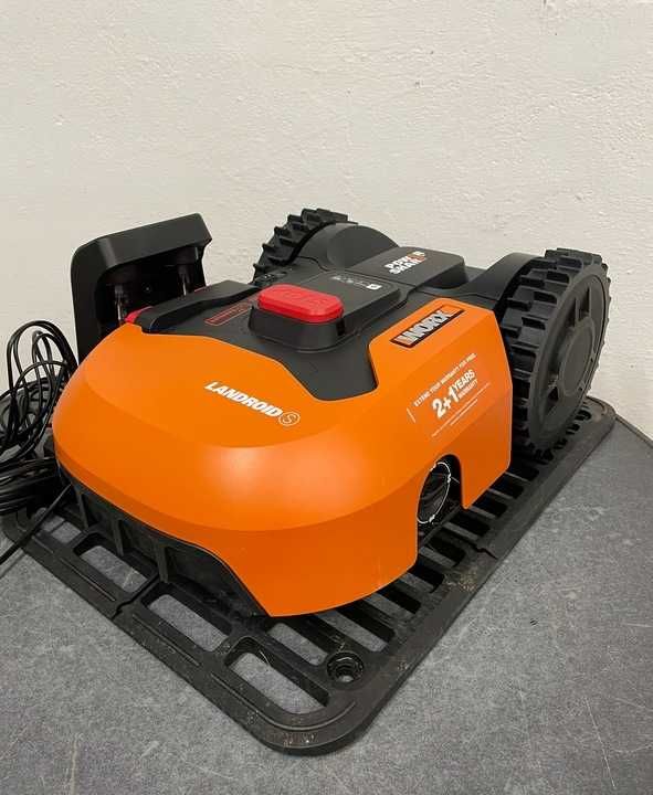 Robot koszący Kosiarka Worx Landroid szerokość koszenia 18 cm