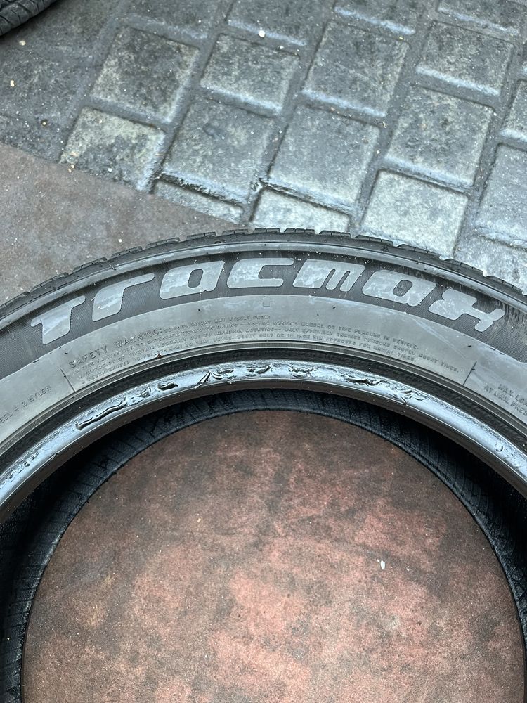 245/50/R18 (4) Tracmax