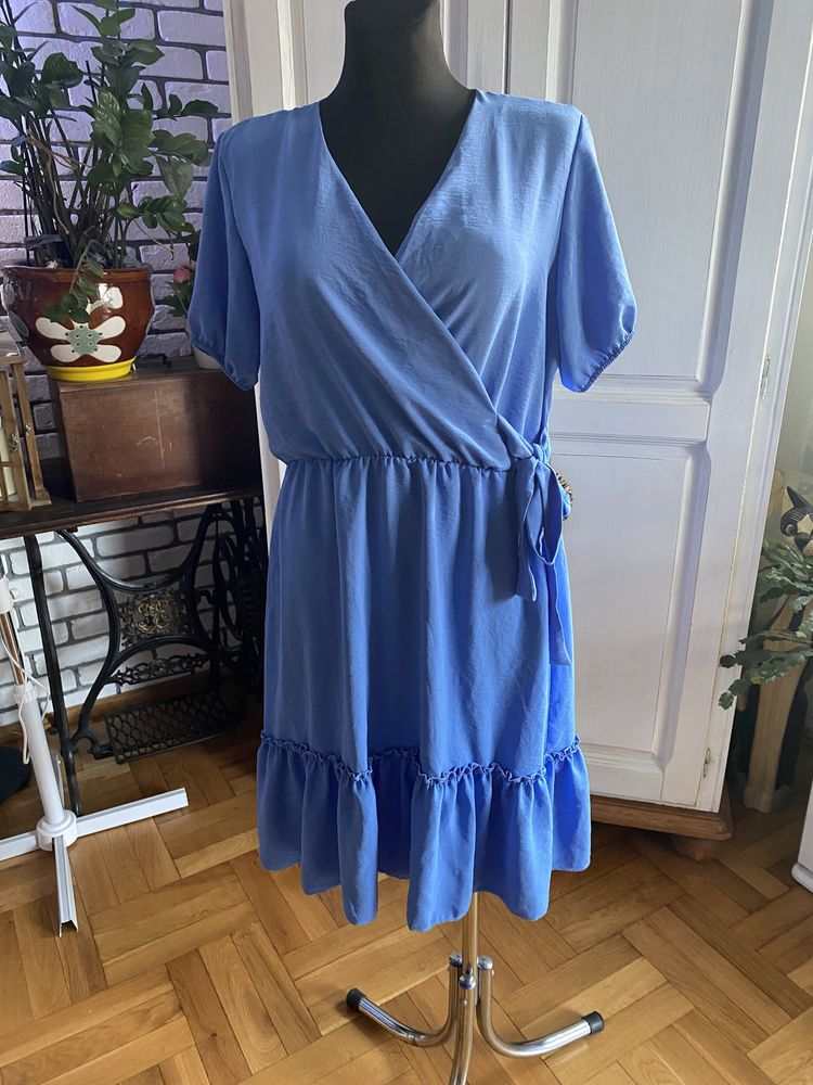 Sukienka zwiewna błękitna