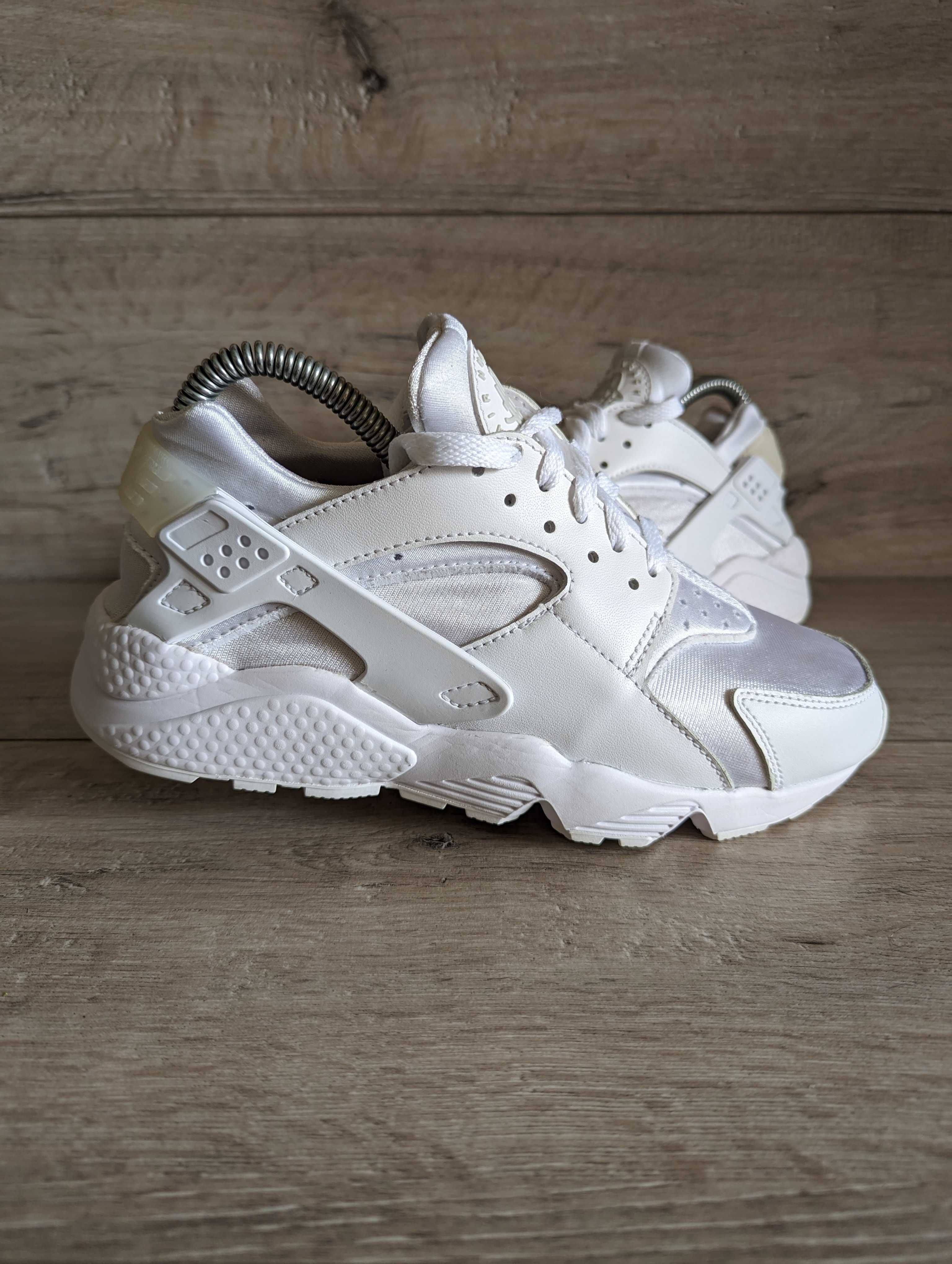 Кроссовки белые кросівки б/у Найк Nike Air Huarache 37-38 р 24 см