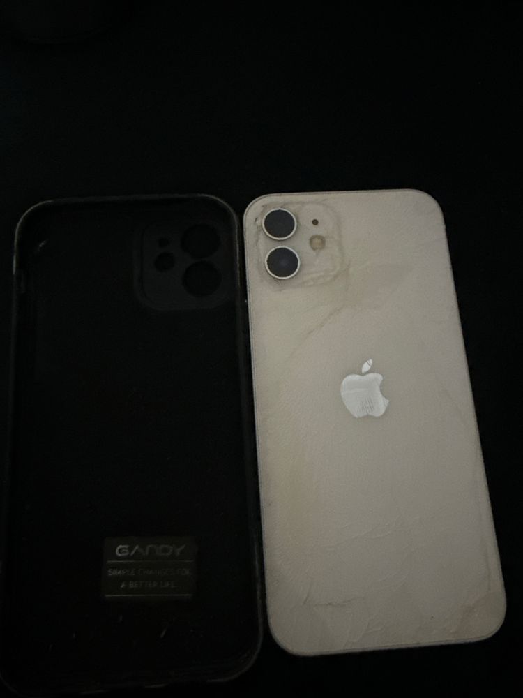IPHONE 12 64GB Funcionando - Com vidro traseiro trincado.