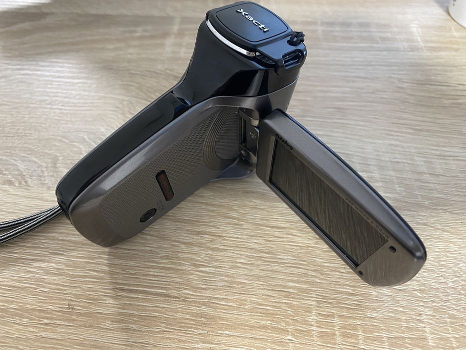 Відеокамера Sanyo