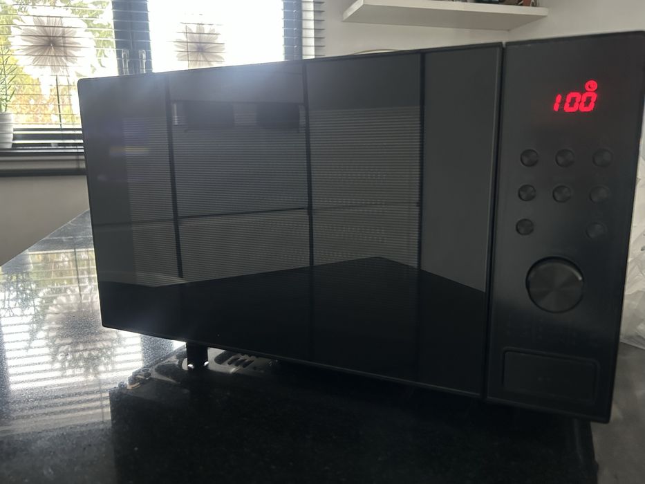 Kuchenka mikrofalowa do zabudowy AMICA AMGB20E2GB