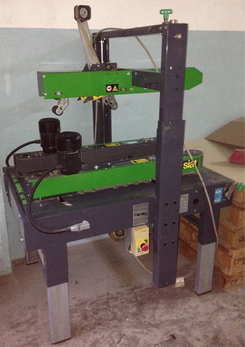 Máquina de fechar caixas Siat XL 35