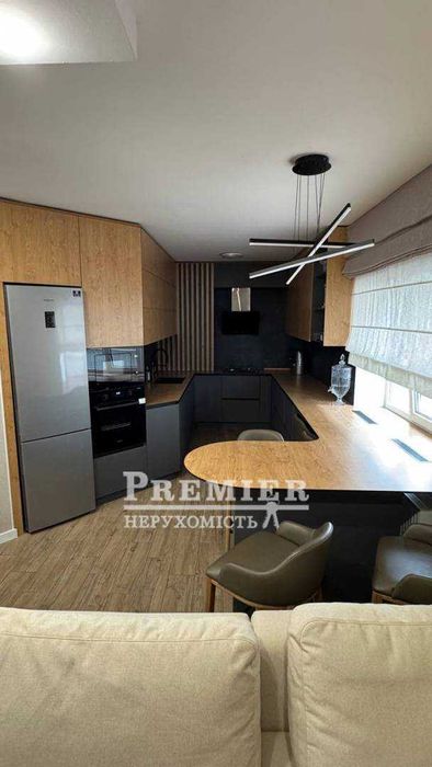 Продам сучасний будинок