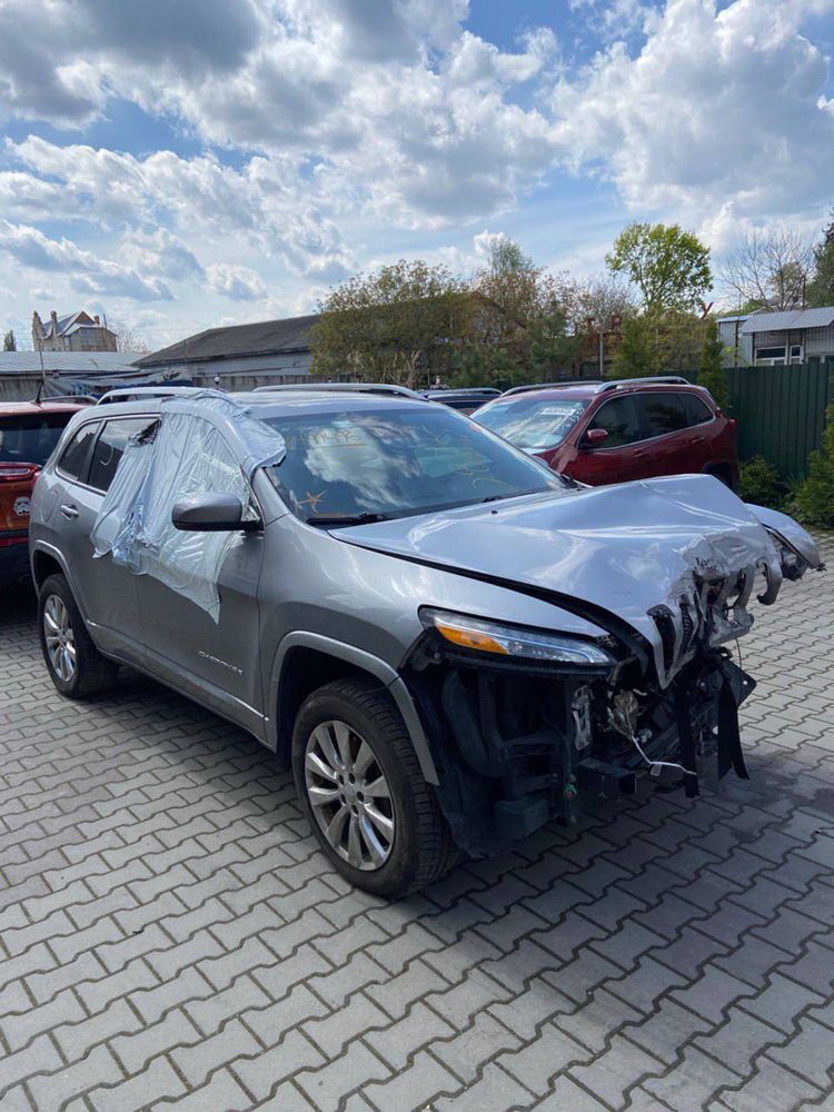 Разборка Jeep Cherokee KL 16г 2.4б 3.2б АКПП рестайл до рестайл мотор
