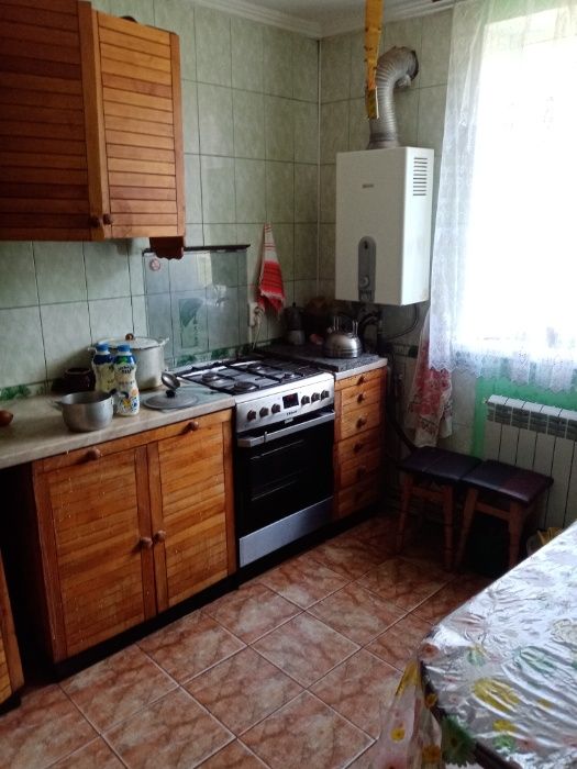 Здам місце в   кімнаті .в теплому затишному будинку.