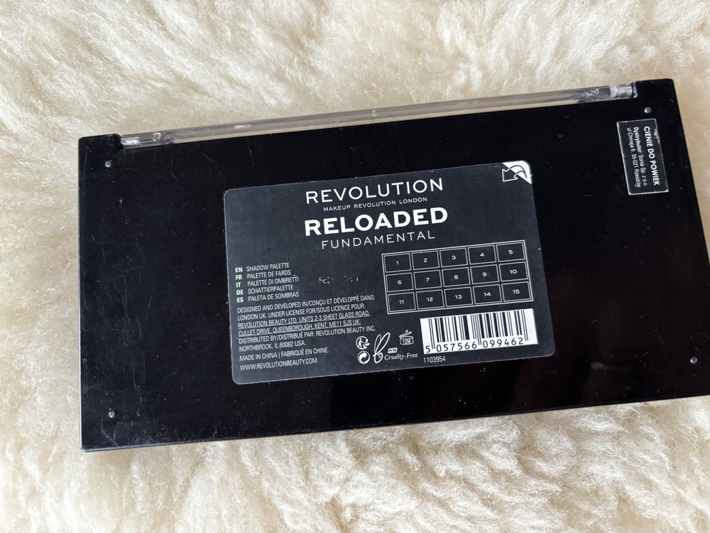 MUR paletki cieni do powiek Make Up Revolution