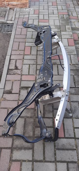 W212 Mercedes E-class установочна панель, телевізор
Передня ус