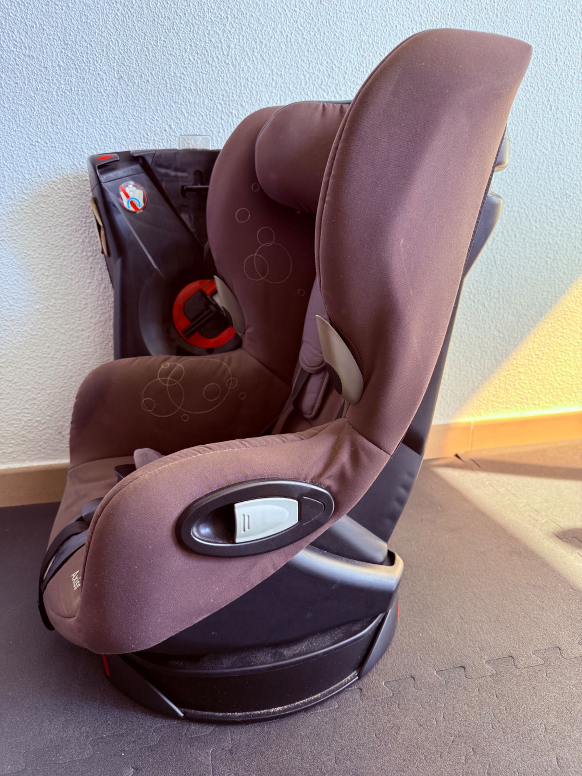 Cadeira de Bebé para o carro - Maxi-Cosi Axiss