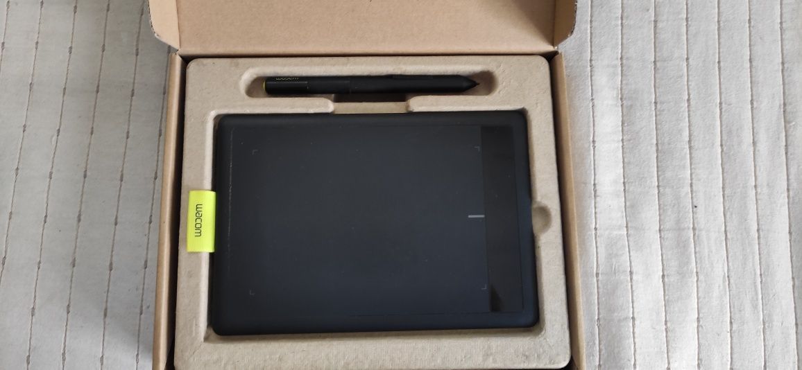 Tablet graficzny wacom CTL-471