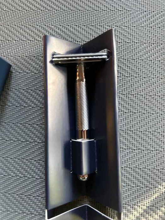 Maszynka do golenia na żyletki King C Gillette