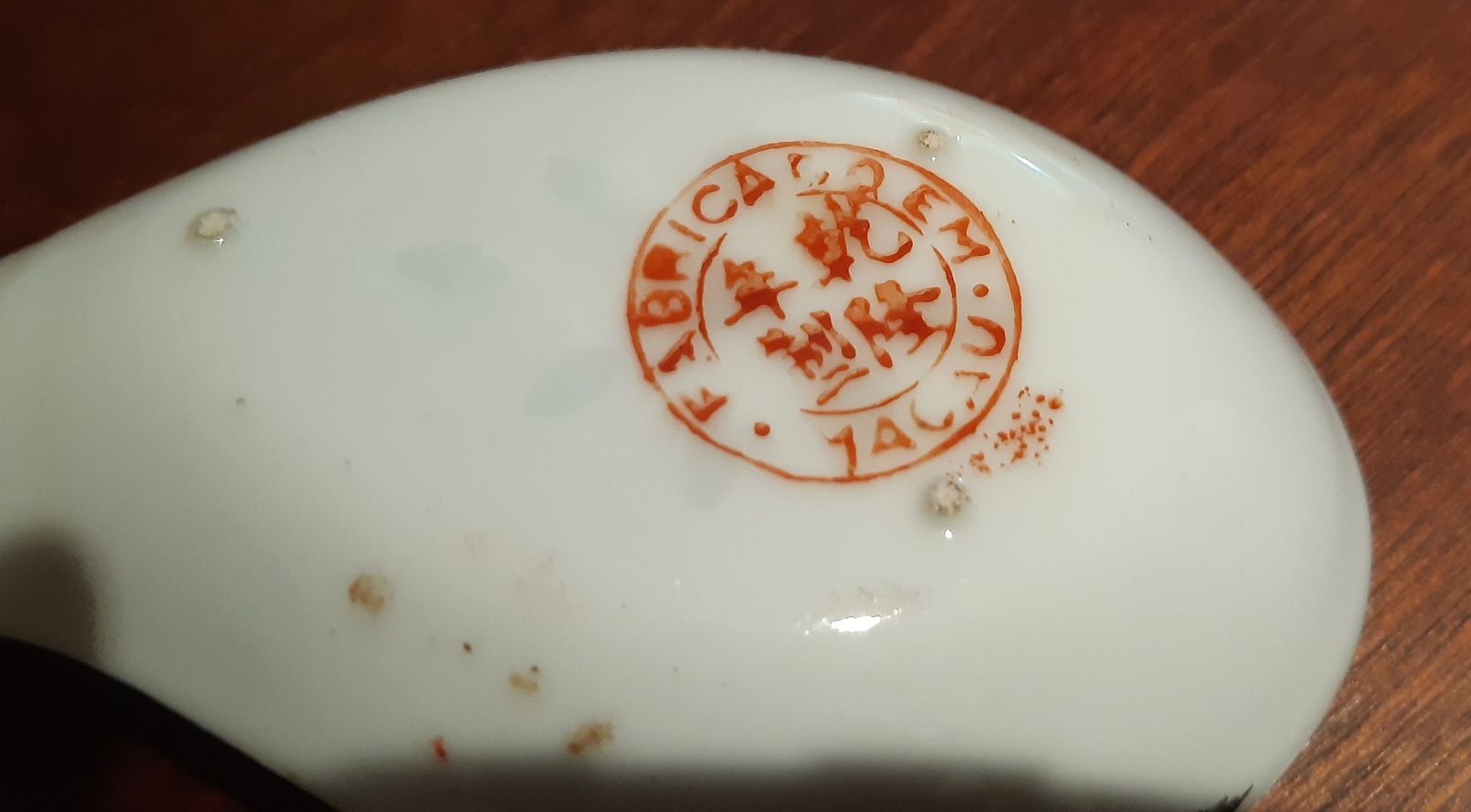 Colher antiga, cerâmica de Macau