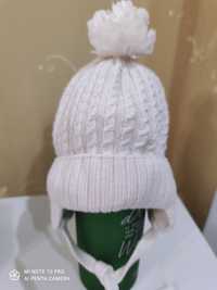 Зимова  біла шапка 42-44