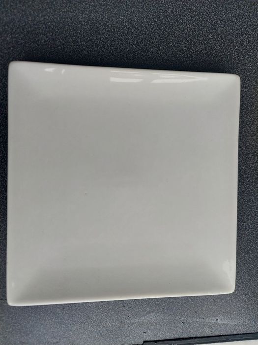 Conjunto pratos brancos