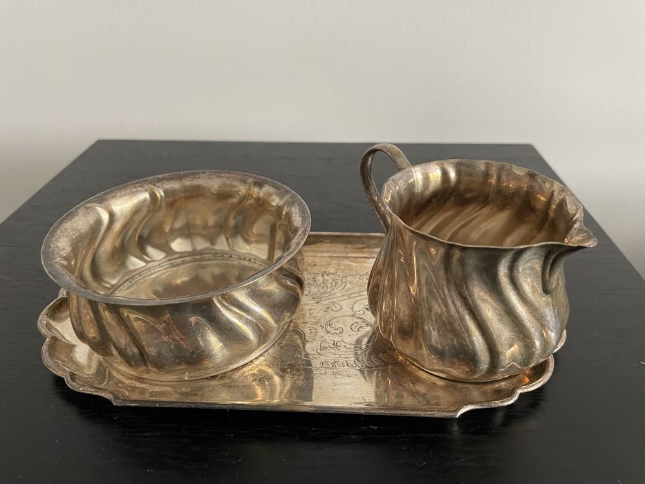 zestaw posrebrzany – cukiernica, mlecznik, tacka