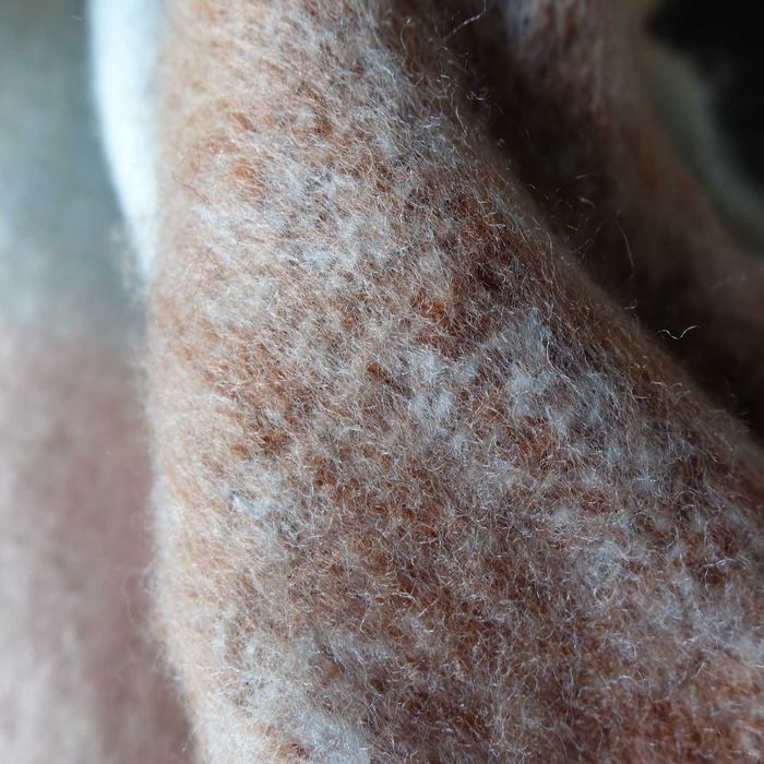 Kolorowy szal zimowy