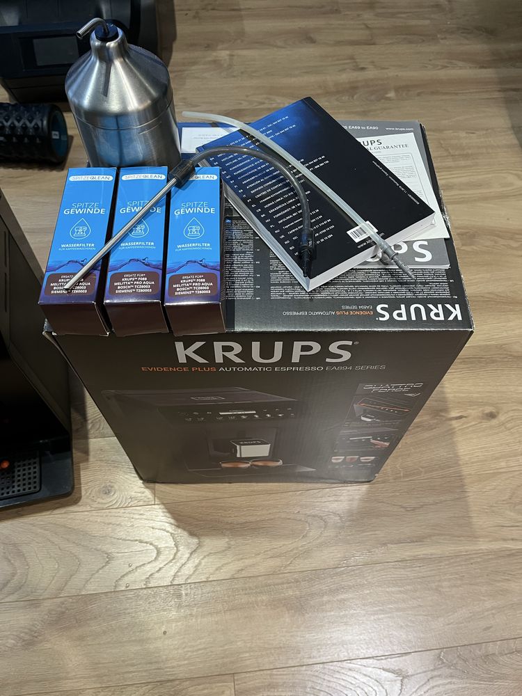 Krups Evidence Plus EA8948 - stan BDB + gratisy