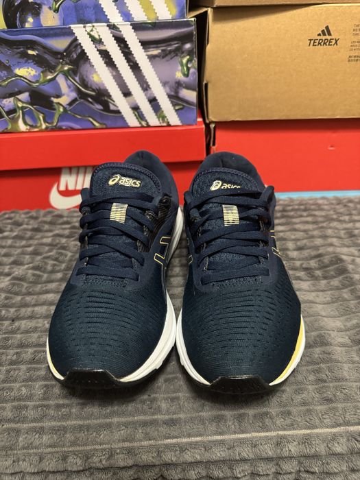 Кросівки для бігу Asics gel-pulse 12 40(25,5см) оригінал