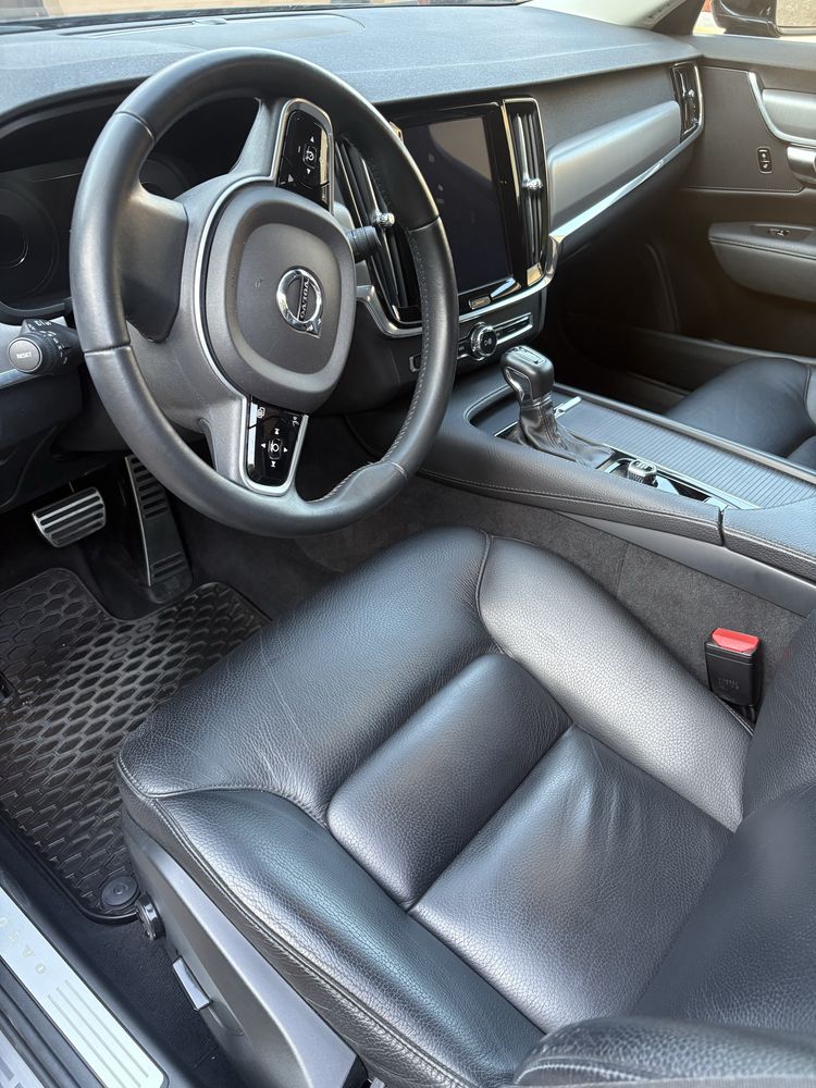 Volvo v90 2,0 D4 190km