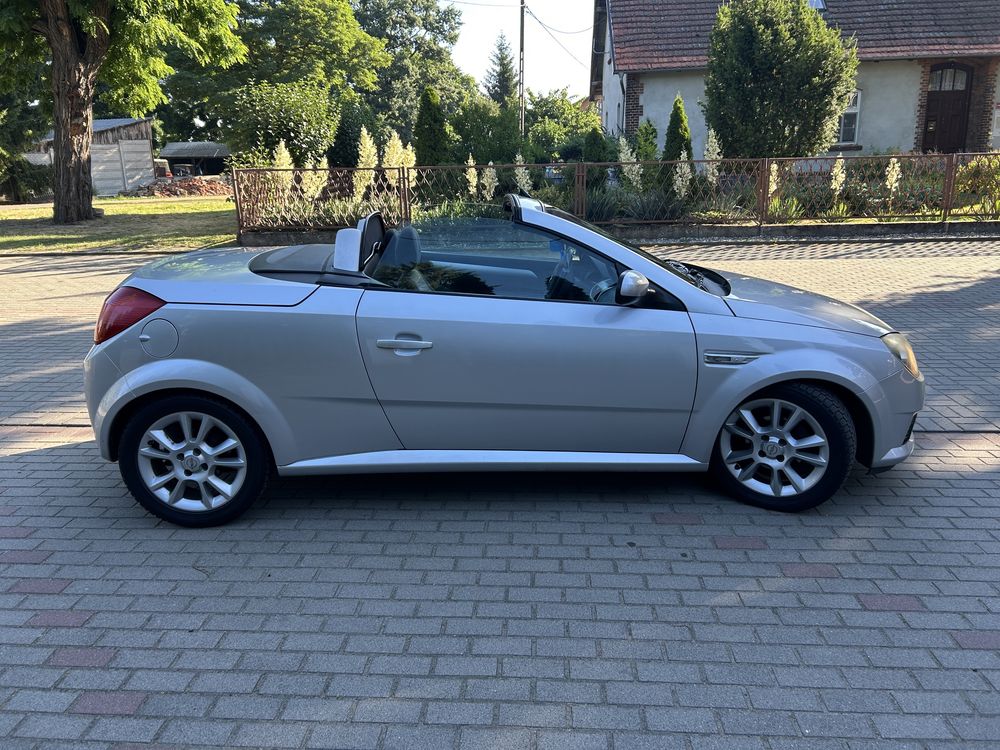 Opel Tigra 1.8 (klima)