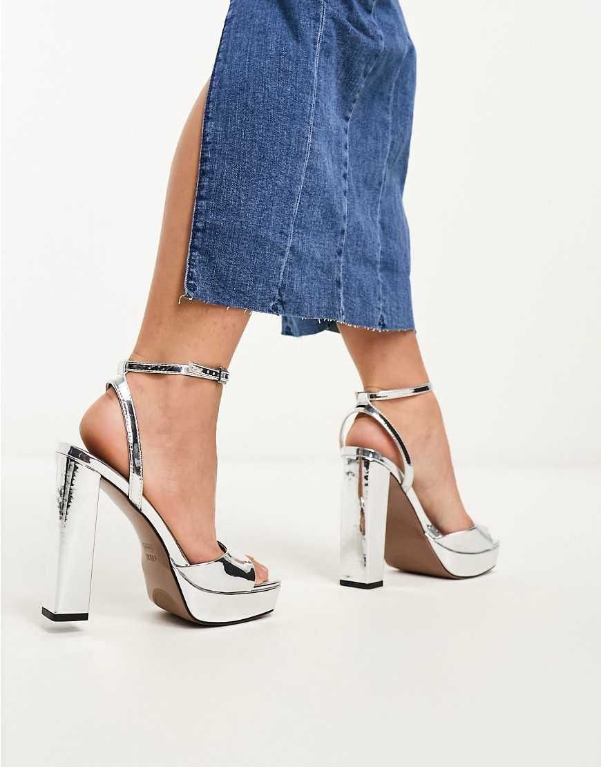 Asos Wide Fit Srebrne bardzo wysokie sandały na platformie 38