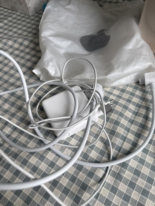 Ładowarka APPLE MagSafe 2 power adapter 85 w model A1424