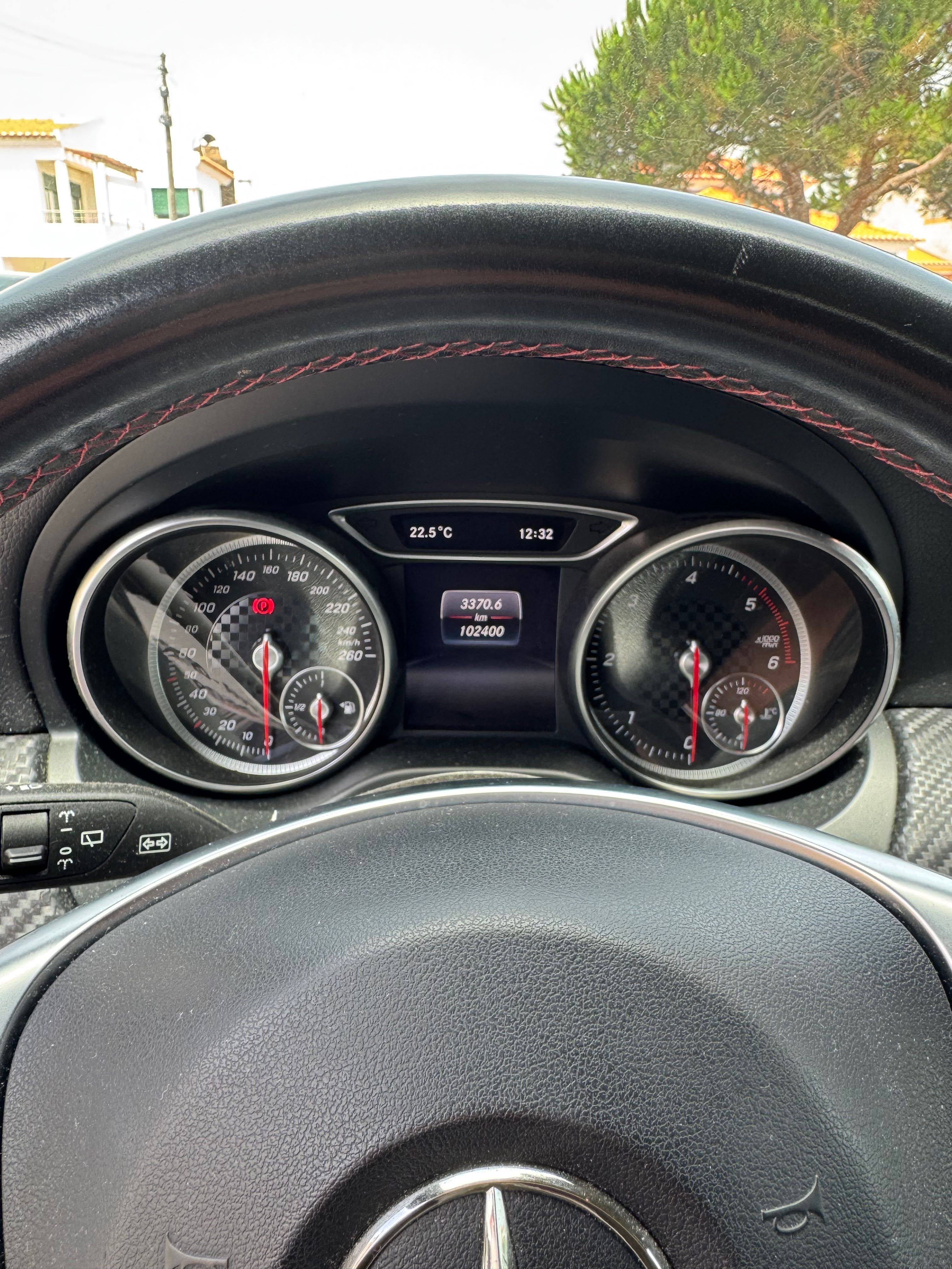 Mercedes-Benz A180d AMG line