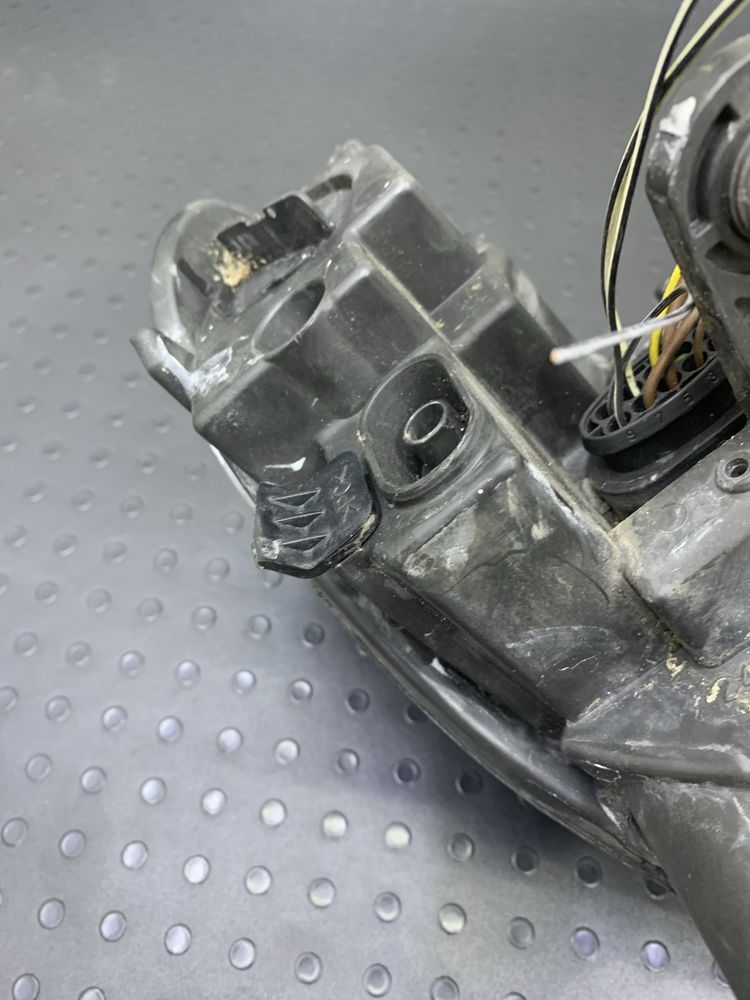Фара Seat Ibiza 4 IV 6J галоген фара ліва сеат ібіца 4 6j1941021c