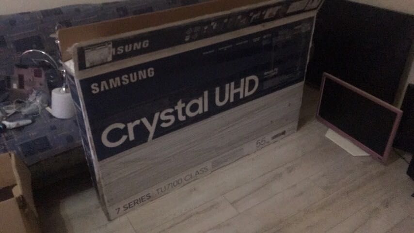 Продам телевизор Samsung  UE55NU7090U