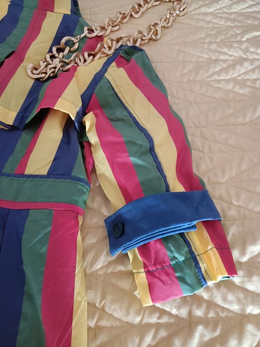 Casaco/blusa tipo parka original novo