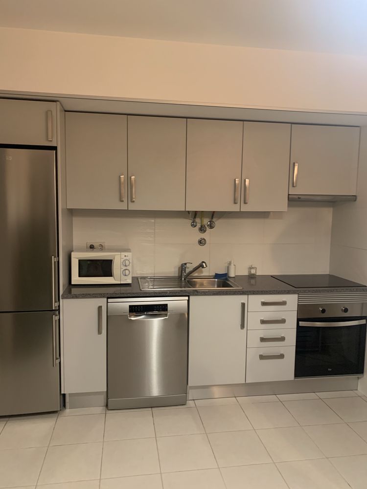 Arrendar ao ano: Apartamento t2 em Alcantarilha