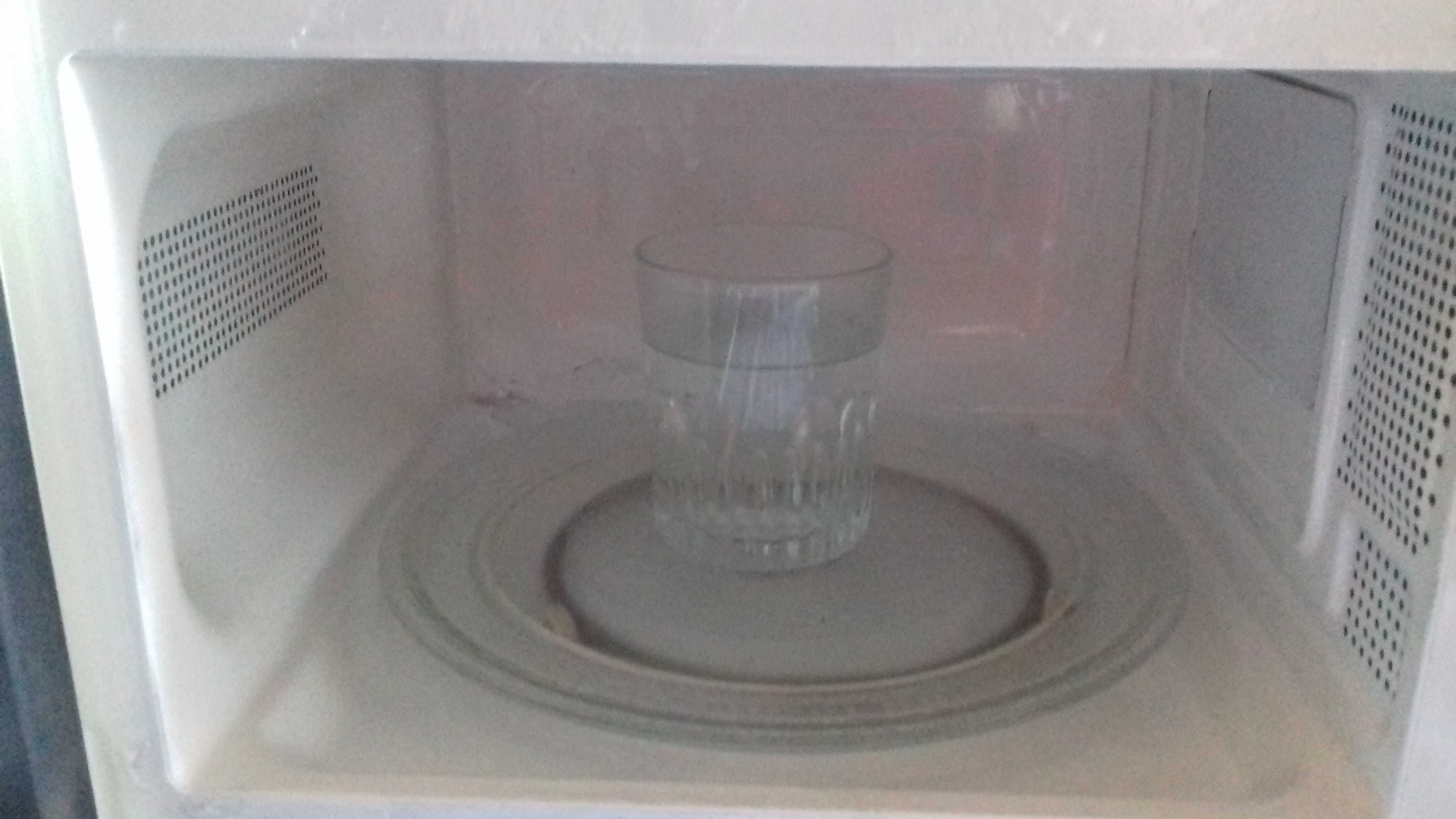 vendo microondas marca kunft a funcionar